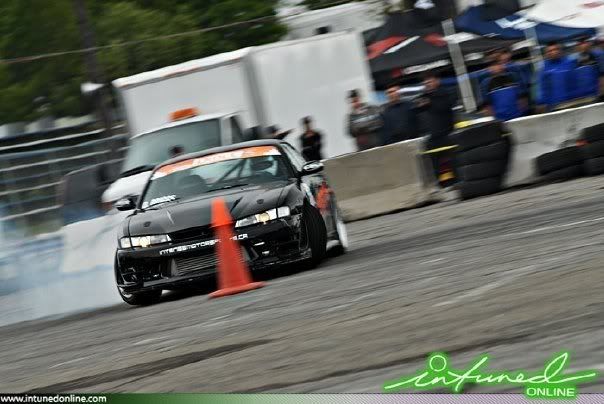 http://i297.photobucket.com/albums/mm205/briggs_d85/n502358764_1287169_9201.jpg