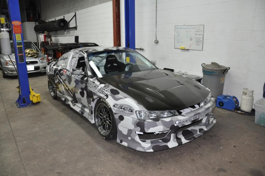 http://i297.photobucket.com/albums/mm205/briggs_d85/s14wrap084.jpg