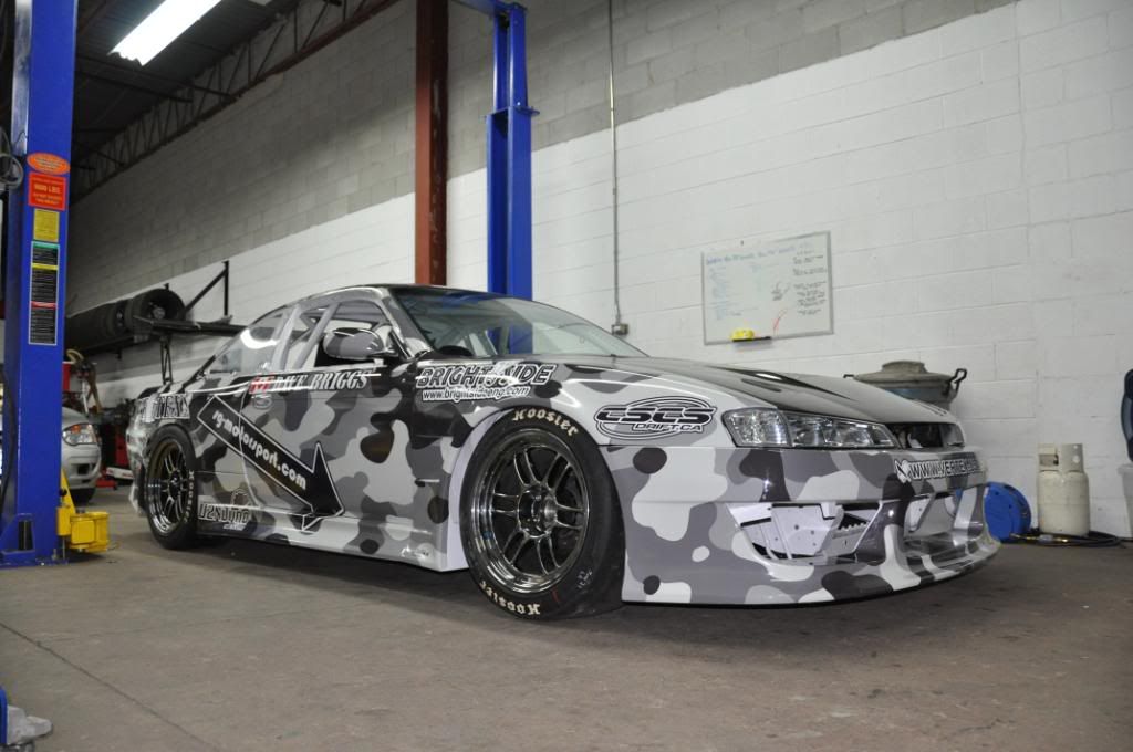 http://i297.photobucket.com/albums/mm205/briggs_d85/s14wrap087.jpg