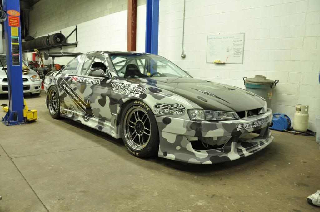 http://i297.photobucket.com/albums/mm205/briggs_d85/s14wrap095.jpg