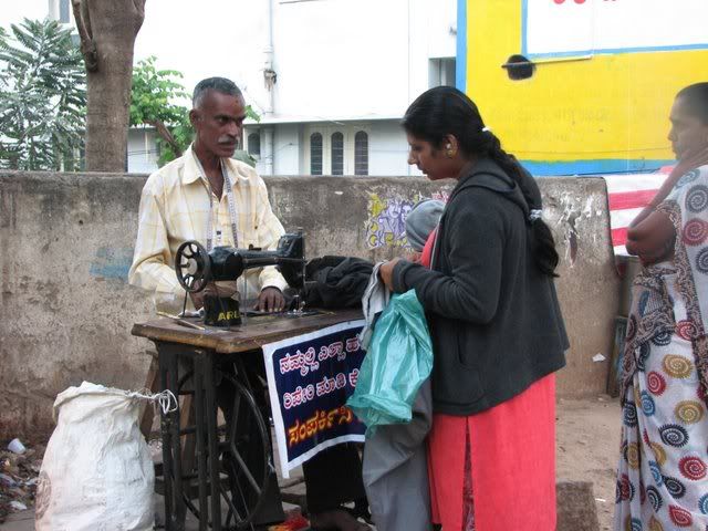 gajendra small tailor 9th block