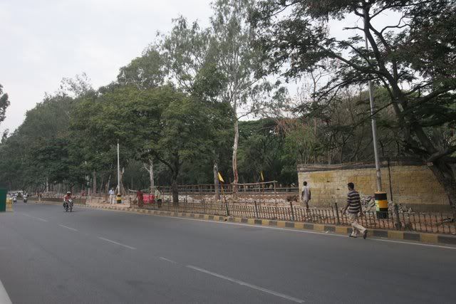 150409 lalbagh human chain protest