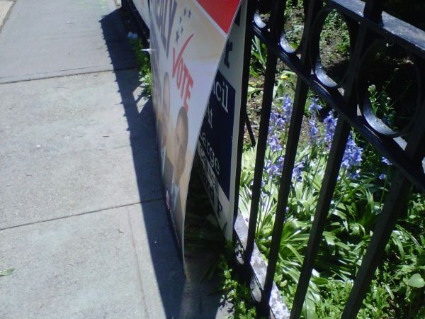 Healy sign secured over Fulop sign Montgomery and Jersey.  Residents removed sign. photo HealyoverFulopSign.jpg