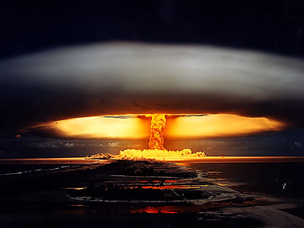 photo Nuclear-Mushroom-Cloud.jpeg