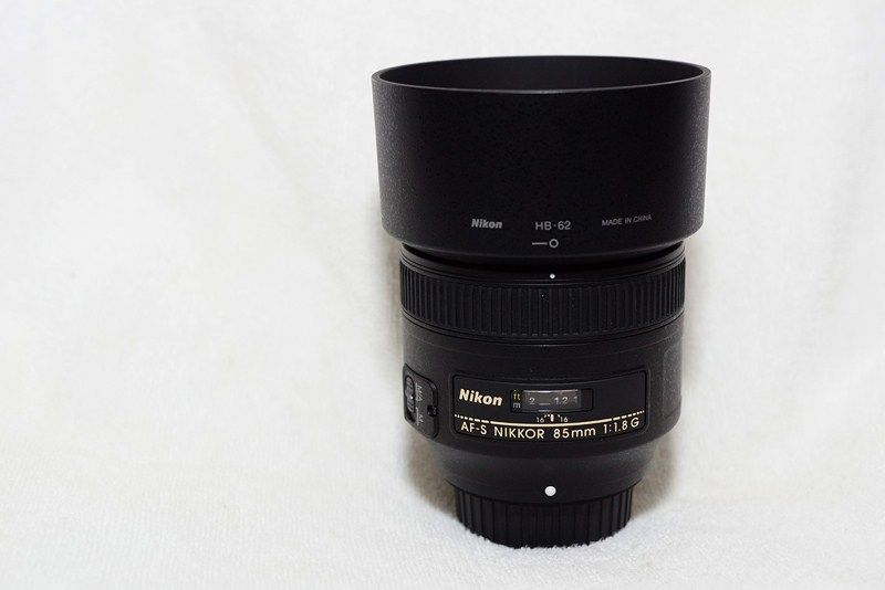 Nikkor 85 1.8G , Nikkor 35 1.8G DX, Body Nikon D300