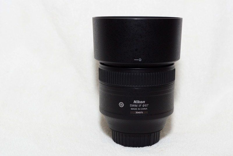 Nikkor 85 1.8G , Nikkor 35 1.8G DX, Body Nikon D300 - 1