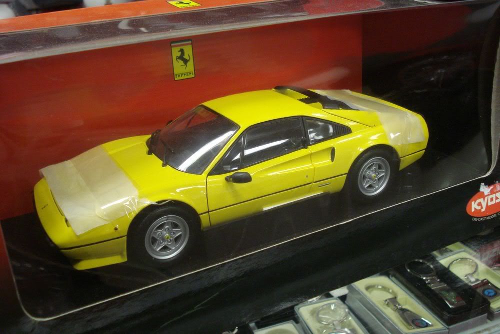 Kyosho 1 18 Ferrari 308 GTB yellow Discontinued Rare 1 18 in Box