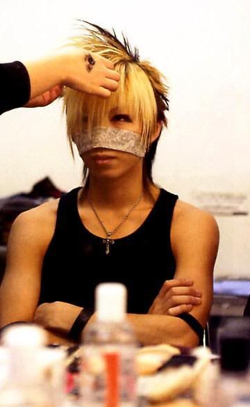 the gazette reita doing his hair Pictures, Images and Photos