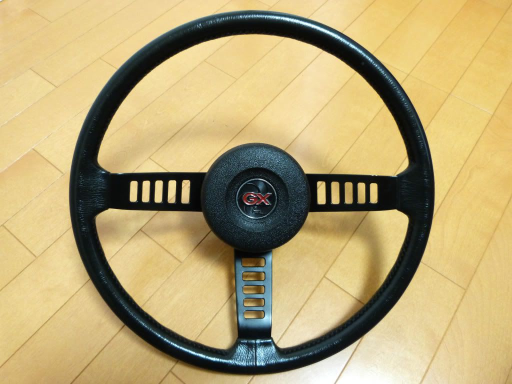 B210_GX_Steering_Wheel.jpg
