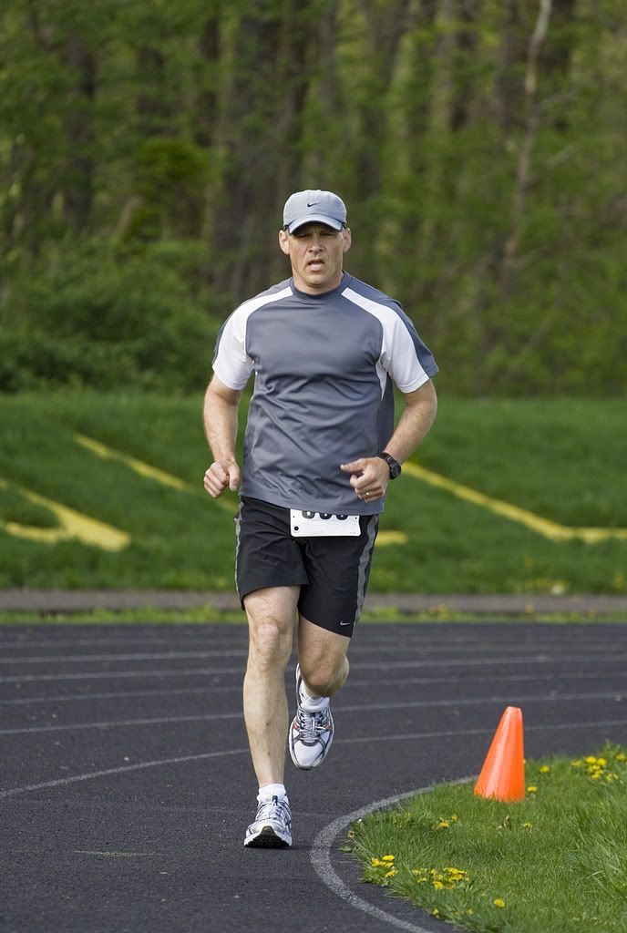 IMAGE: http://i297.photobucket.com/albums/mm222/SteveStanicPhotography/Dara%20Hosta%205k/5k038.jpg