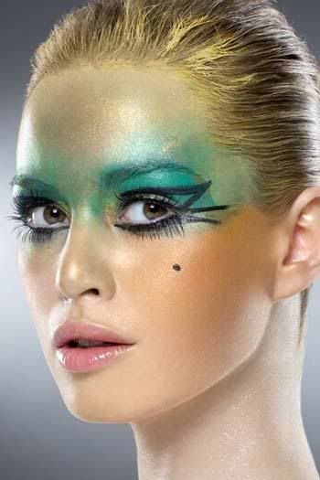 Amber Niemann in One Glamor Makeup