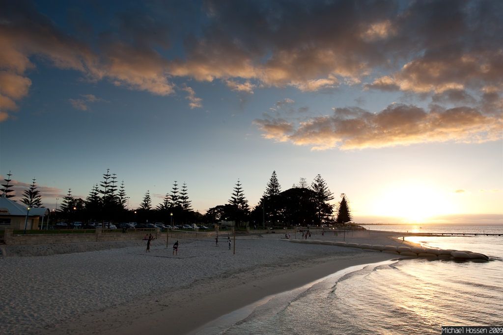 IMAGE: http://i297.photobucket.com/albums/mm240/Sinkrate/IMG_4431.jpg