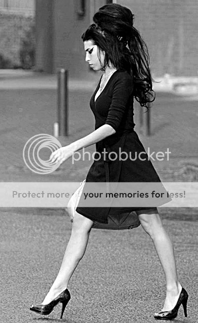 Amy Pic Posting for Fun! #2 - Page 966 - Anything Amy - Amy Winehouse Forum